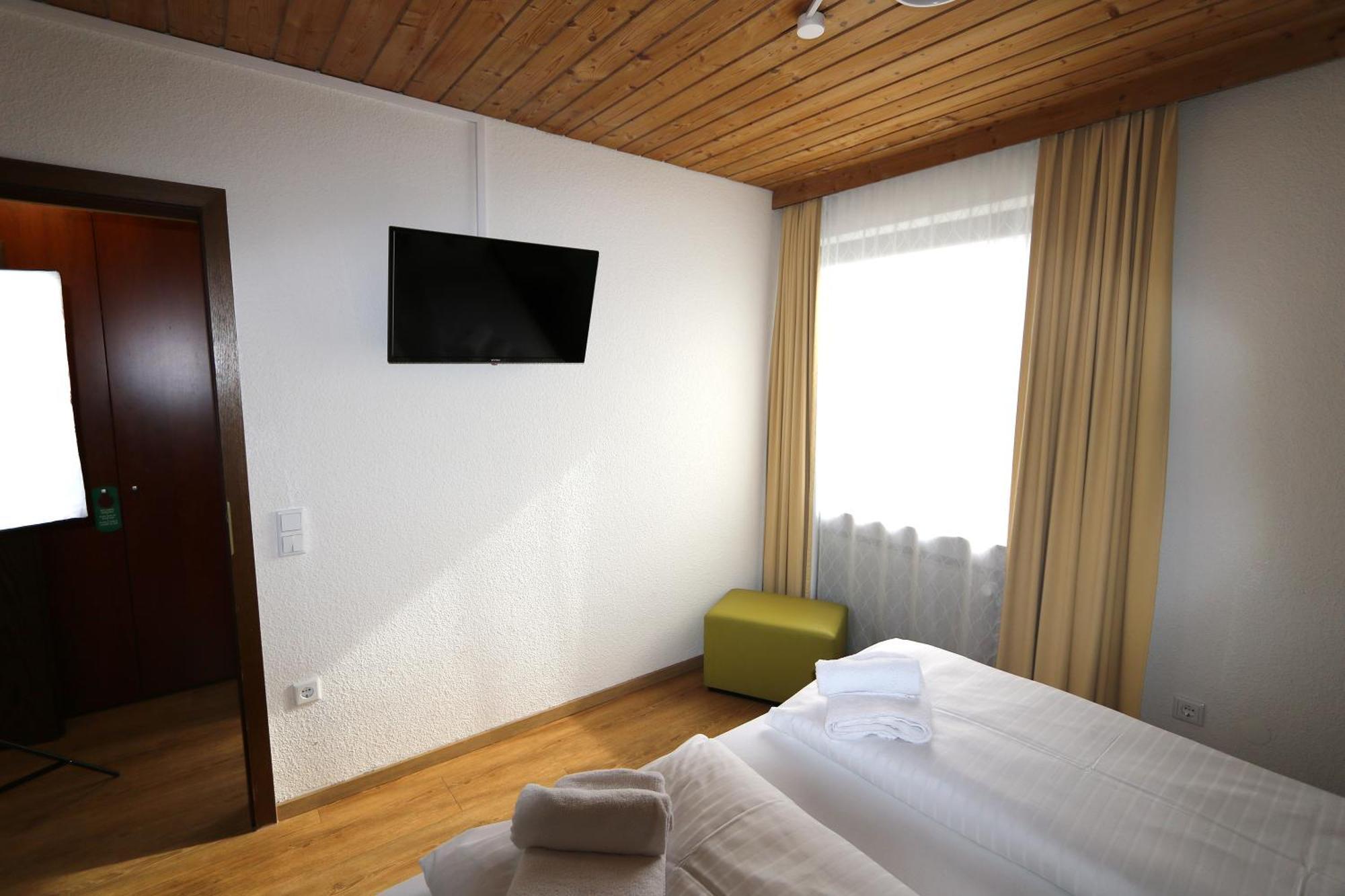 Hotel Avenue Altenfurt Norimberga Esterno foto